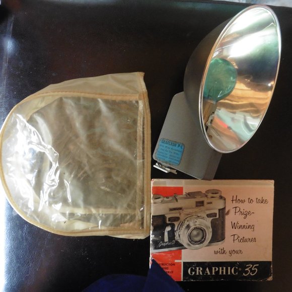 Vintage Graflash (With Bulb) & Graphix 35 Manual Book - Picture 1 of 6